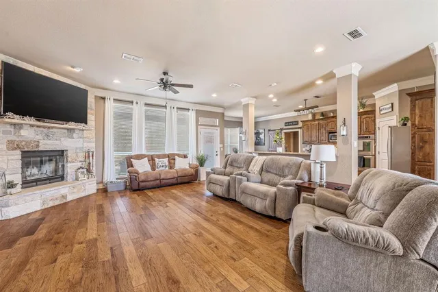 $1,490,000 | 24055 Farm To Market Road 219, Stephenville, TX 76401