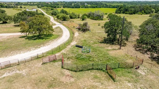 $1,490,000 | 24055 Farm To Market Road 219, Stephenville, TX 76401