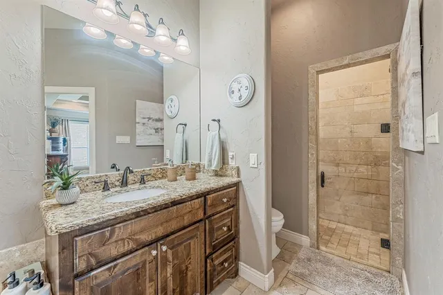 $1,490,000 | 24055 Farm To Market Road 219, Stephenville, TX 76401