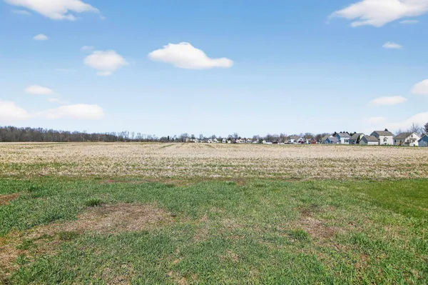 $300,000 | 2106 Farm Valley Road, Adrian, MI 49221