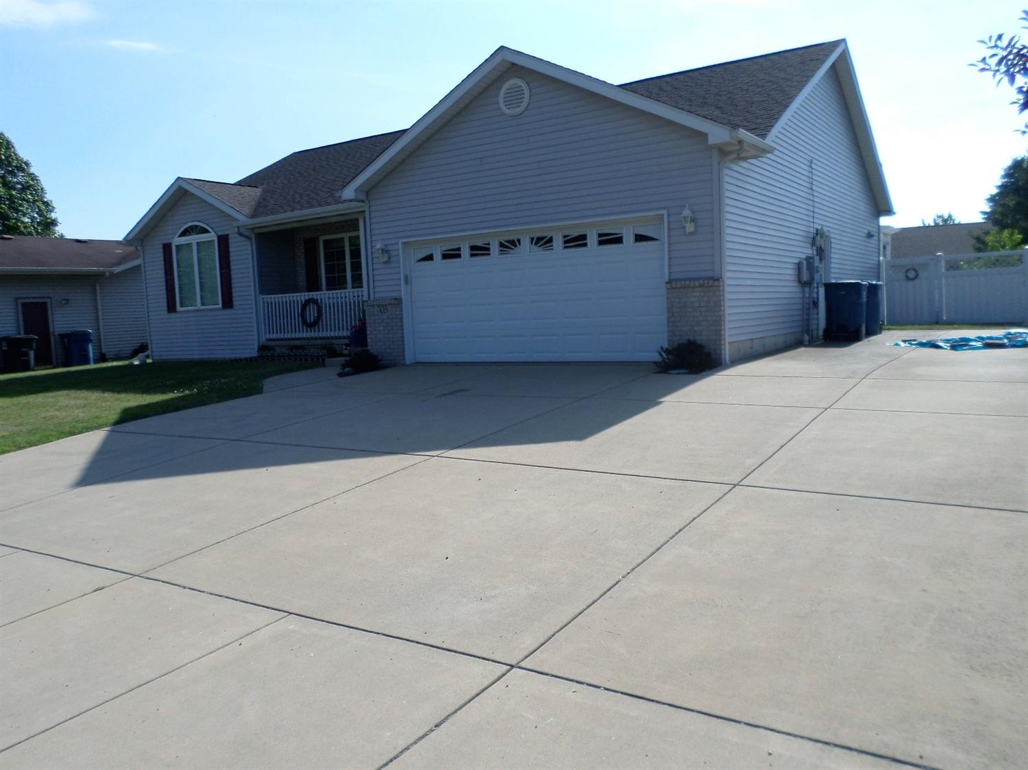 703 Pearson Road Porter, IN 46304 - Photo 2 of 10 1500x1124