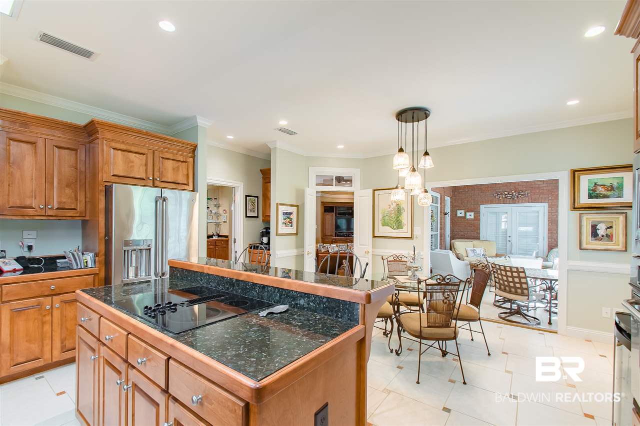 136 Easton Circle Fairhope, AL 36532 - Photo 15 of 41 Kitchen to Breakfast Room