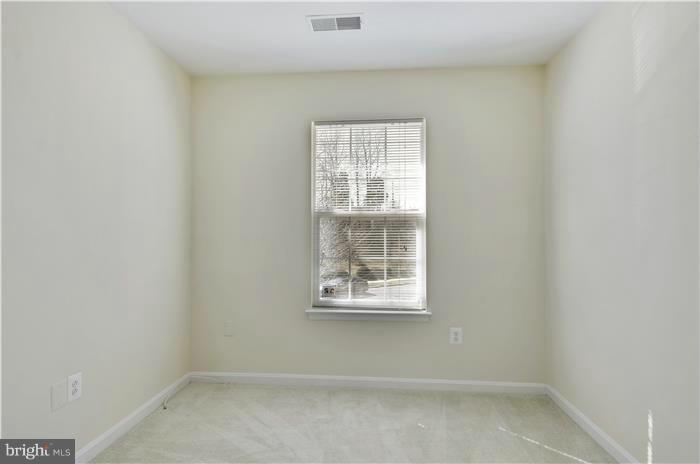 18804 Broken Oak Road Boyds, MD 20841 - Photo 17 of 28 Bedroom