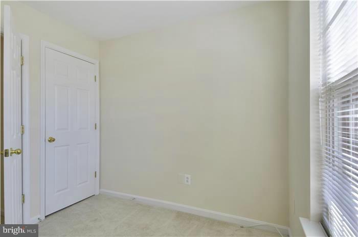 18804 Broken Oak Road Boyds, MD 20841 - Photo 18 of 28 Bedroom