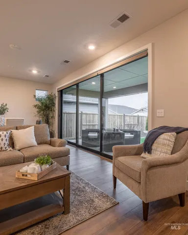 $525,000 | 11860 West Wellness Lane, Kuna, ID 83634