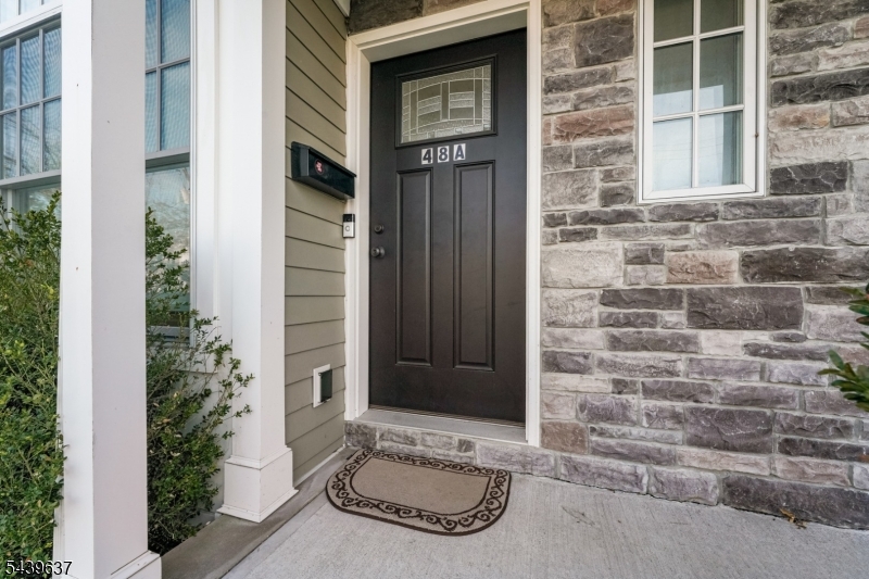 48 Mechanic Street Millburn, NJ 07041 - Photo 2 of 24