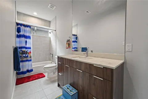 $525,000 | 5702 Pampero Lane, Houston, TX 77092