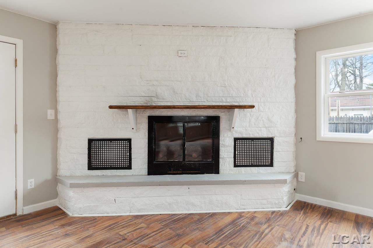 611 Riverside Avenue Adrian, MI 49221 - Photo 15 of 15 50009398-14.JPG
