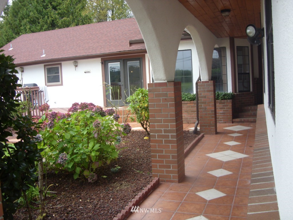 10653 Sterling Road Sedro-Woolley, WA 98284 - Photo 4 of 25 Gallery Image 4