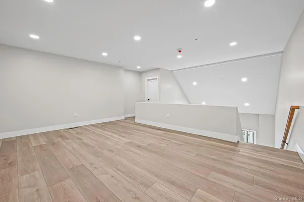 $3,600 | 80 Division Street, Unit 3D, Patchogue, NY 11772