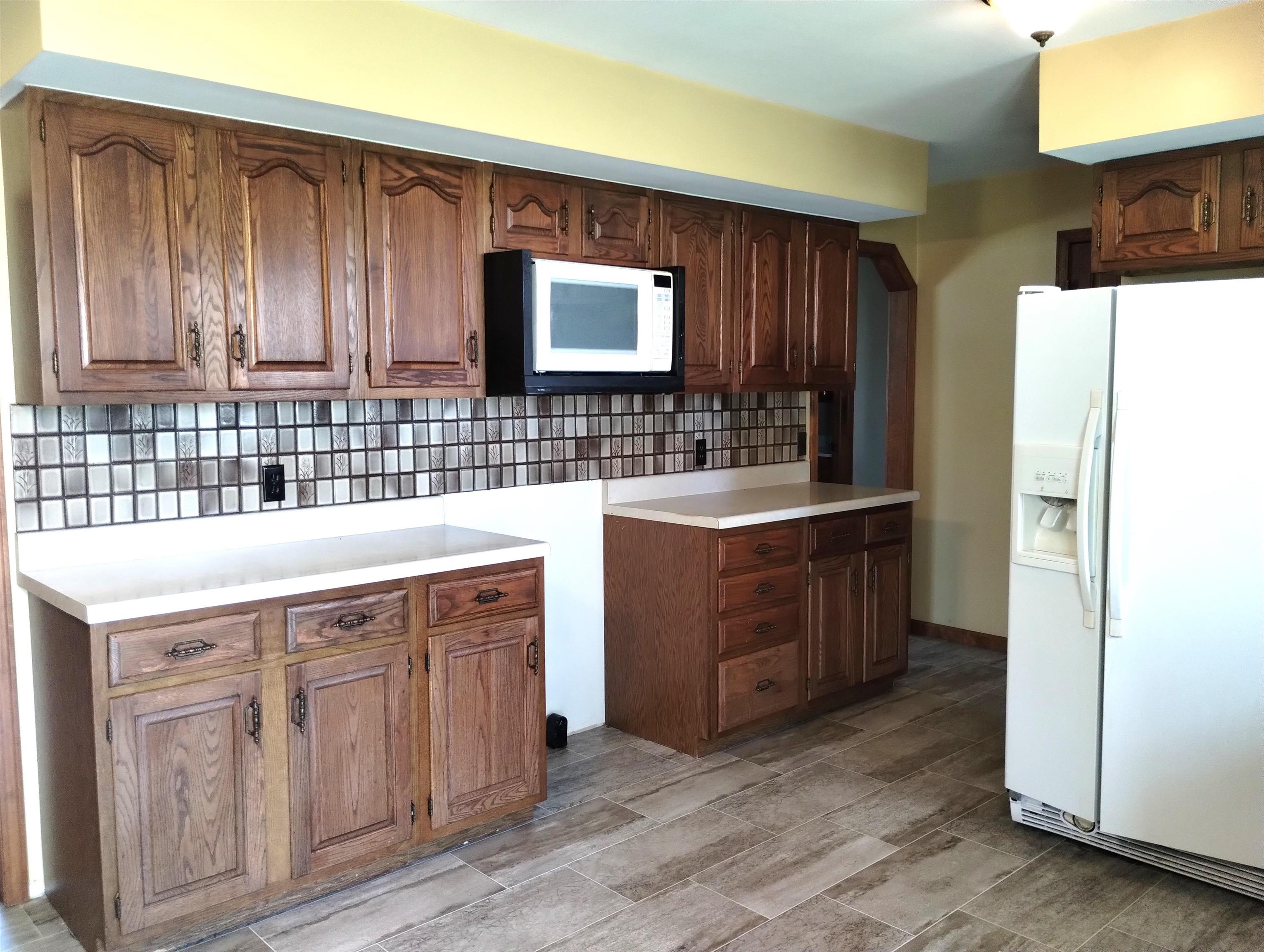 7275 Cram Road Owosso, MI 48867 - Photo 14 of 55 50140069-d8e0f5fa-8cb7-4558-b126-ec413dfa9fc3.JPG