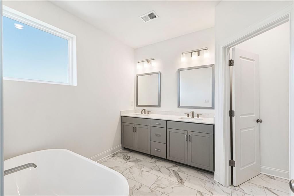 644 Oakleaf Grove Lane Suwanee, GA 30024 - Photo 27 of 44