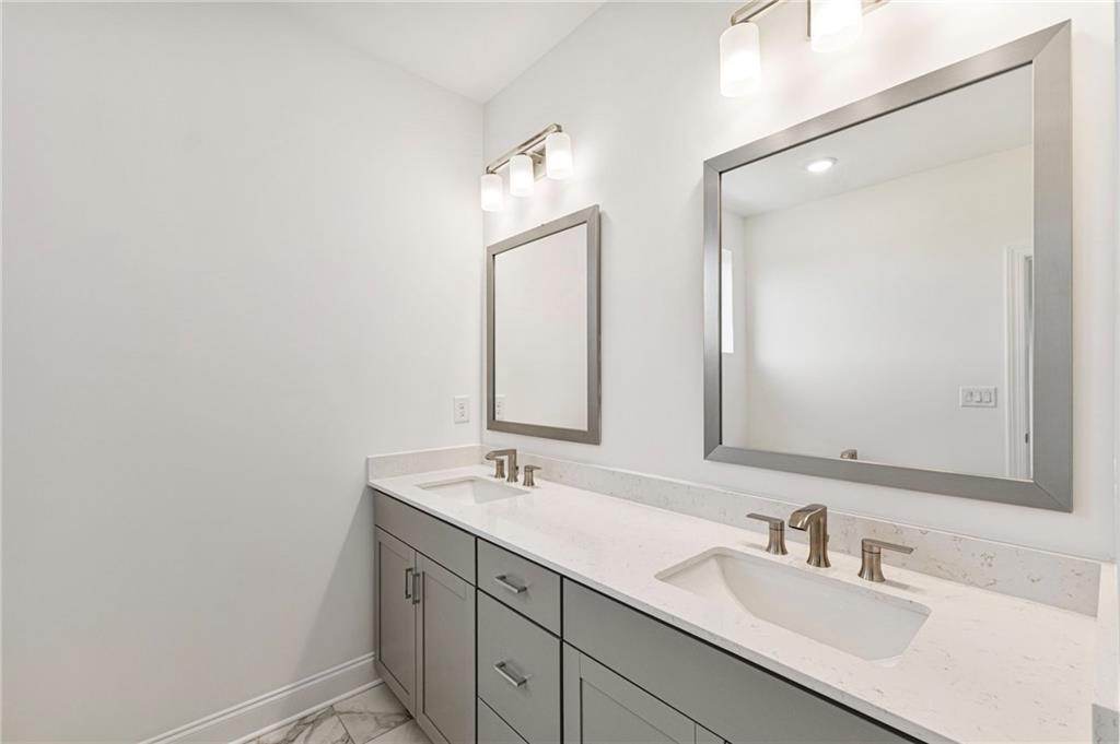 644 Oakleaf Grove Lane Suwanee, GA 30024 - Photo 29 of 44