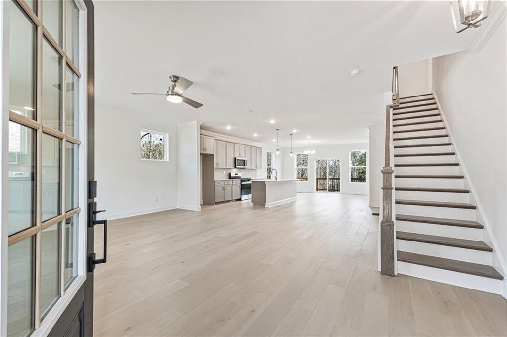 644 Oakleaf Grove Lane Suwanee, GA 30024 - Photo 4 of 44