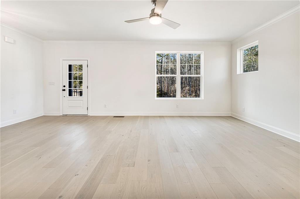 644 Oakleaf Grove Lane Suwanee, GA 30024 - Photo 7 of 44