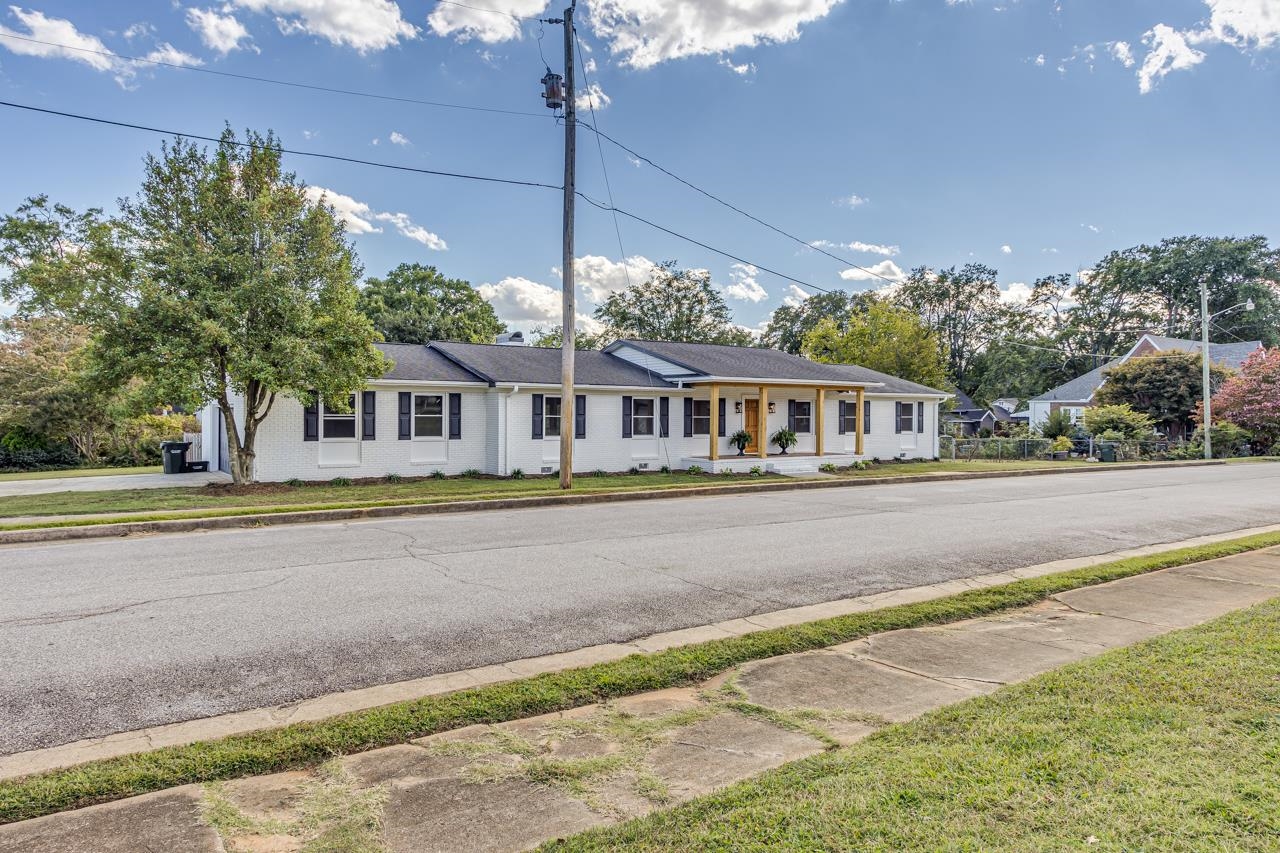 1 12th Street Greer, SC 29651 - Photo 11 of 36
