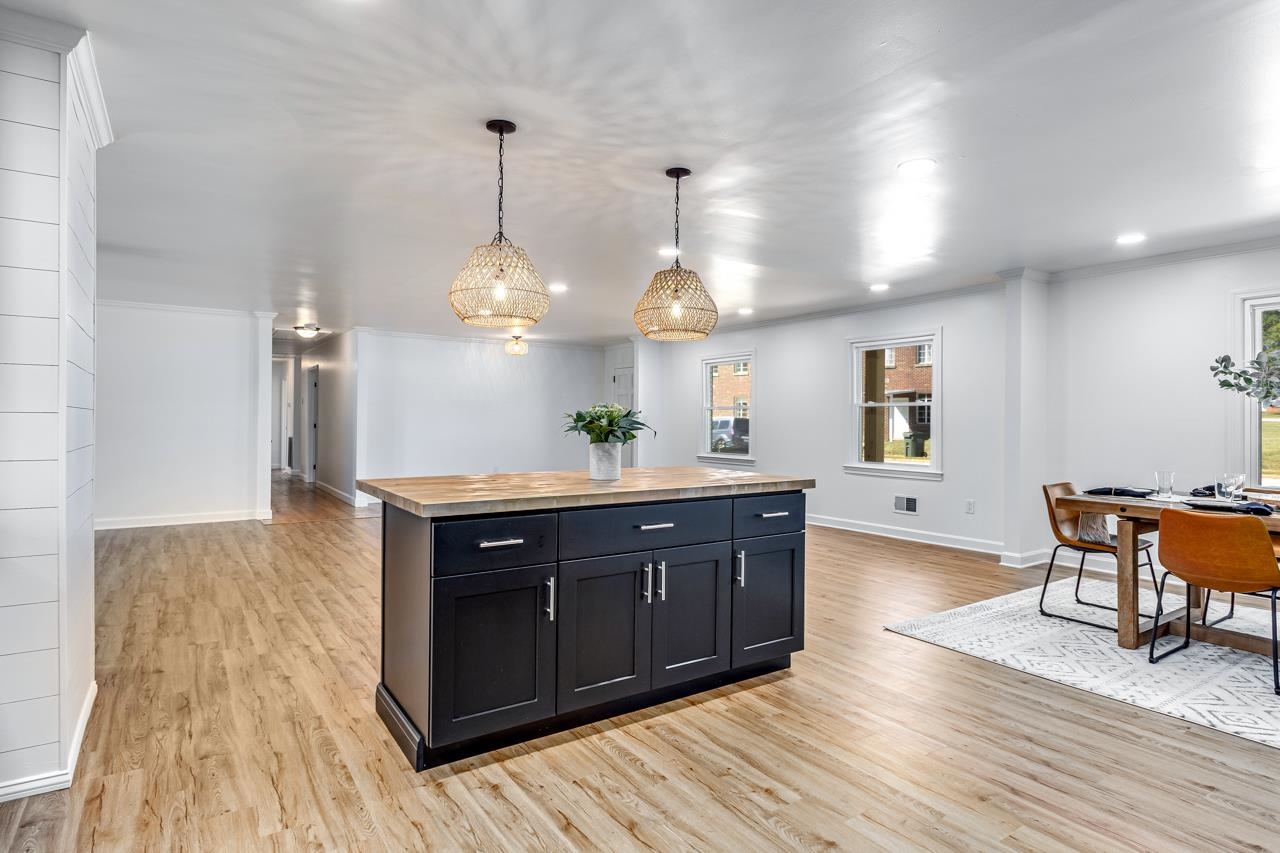 1 12th Street Greer, SC 29651 - Photo 15 of 36