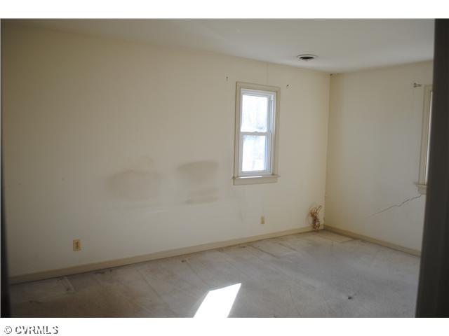 401 Walton Park Road Midlothian, VA 23114 - Photo 6 of 10 Gallery Image 6