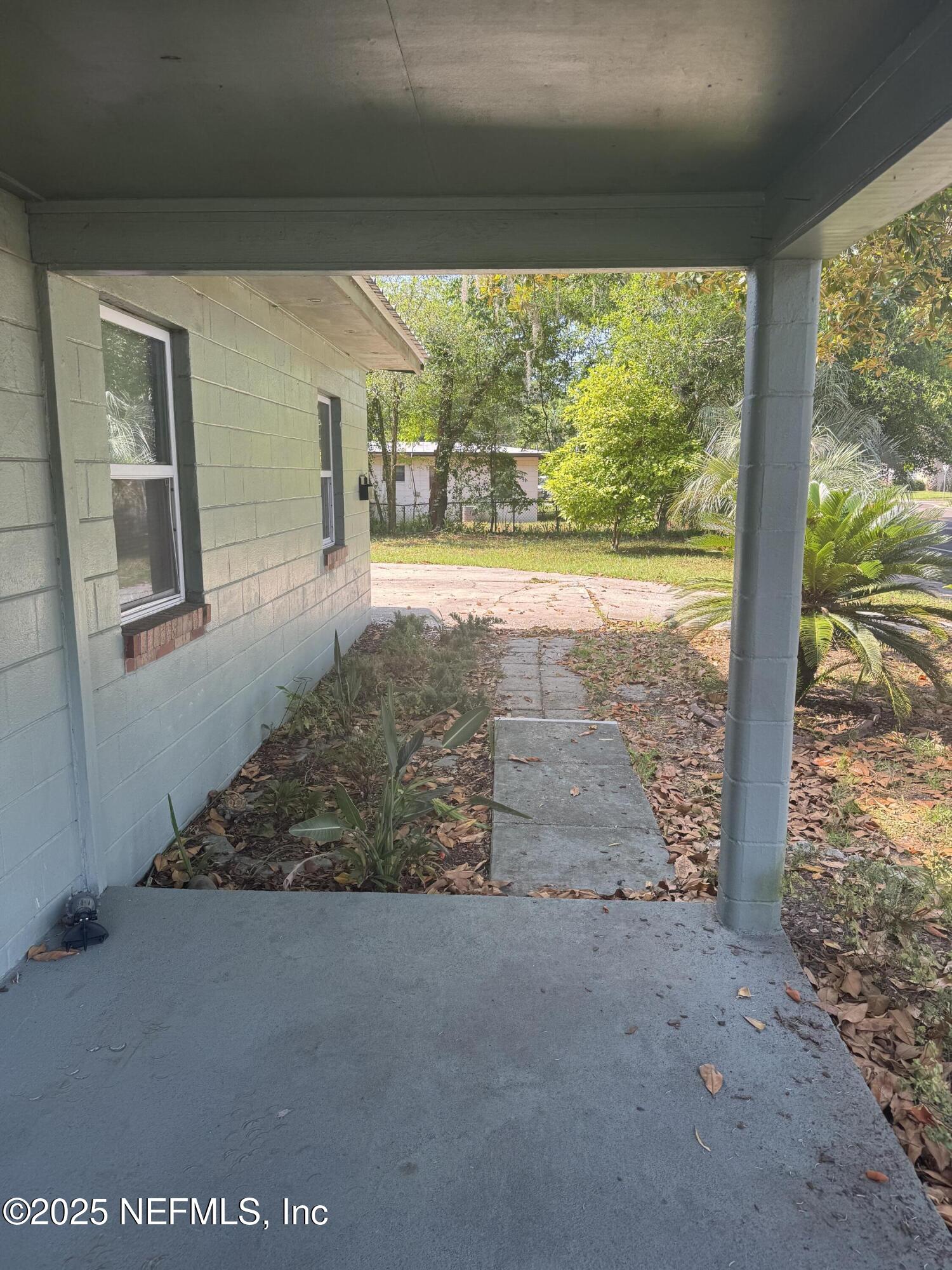 1517 Rogero Road Jacksonville, FL 32211 - Photo 3 of 15