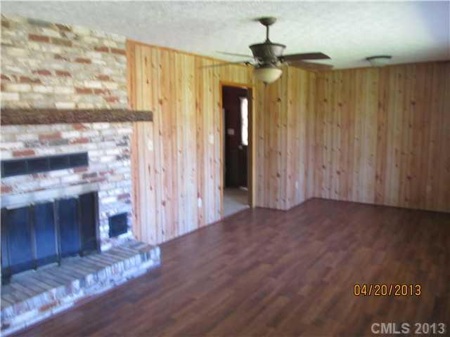 6929 George Hildebran School Road Hickory, NC 28602 - Photo 5 of 16 Gallery Image 5
