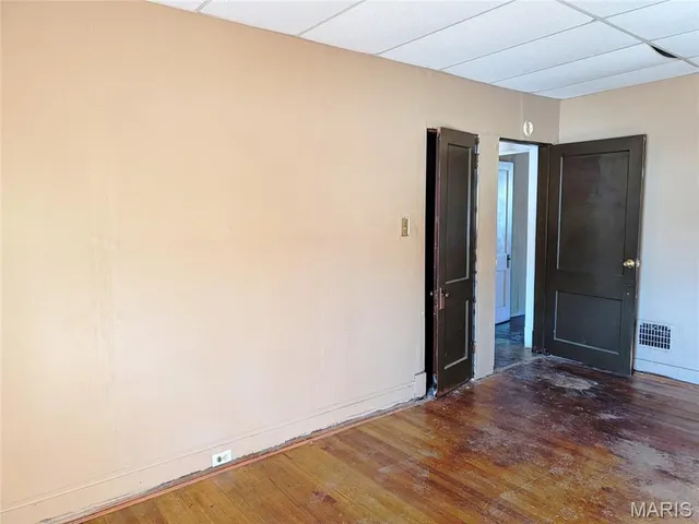 $49,950 | 2042 Adelaide Avenue, St. Louis, MO 63107