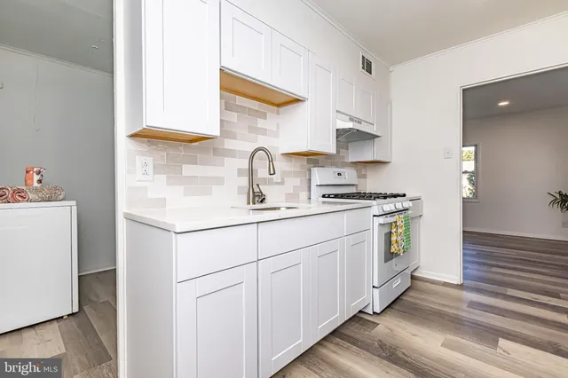 $389,900 | 252 North Olds Boulevard, Fairless Hills, PA 19030