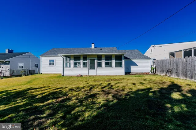 $389,900 | 252 North Olds Boulevard, Fairless Hills, PA 19030