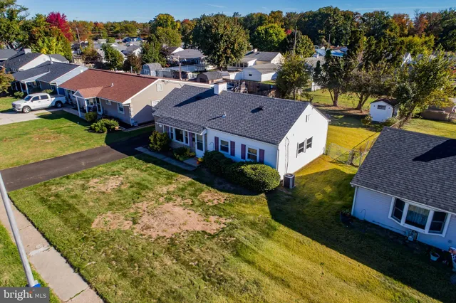 $389,900 | 252 North Olds Boulevard, Fairless Hills, PA 19030