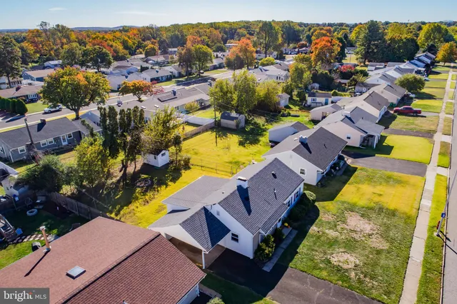 $389,900 | 252 North Olds Boulevard, Fairless Hills, PA 19030