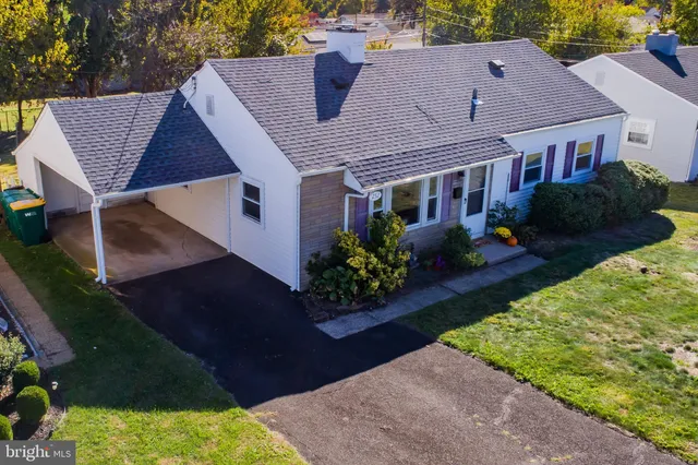 $389,900 | 252 North Olds Boulevard, Fairless Hills, PA 19030