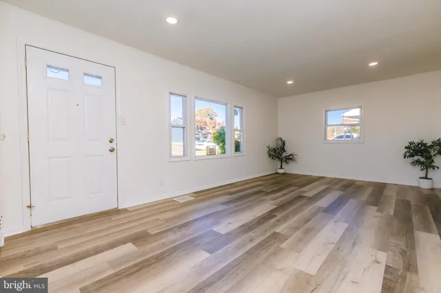 $389,900 | 252 North Olds Boulevard, Fairless Hills, PA 19030