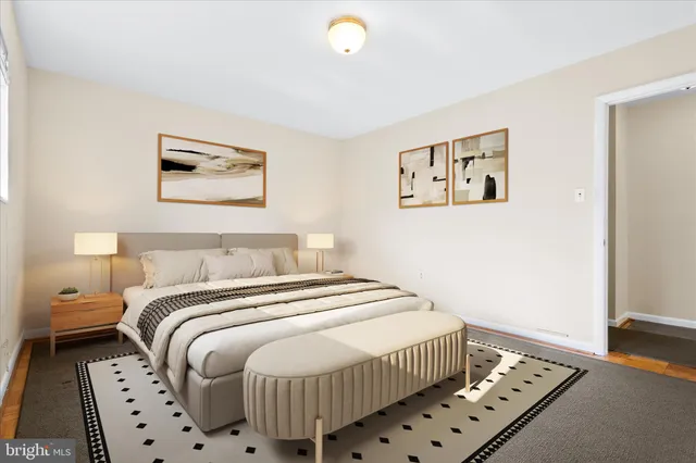 $1,695 | 10631 Weymouth Street, Unit 10631, Bethesda, MD 20814