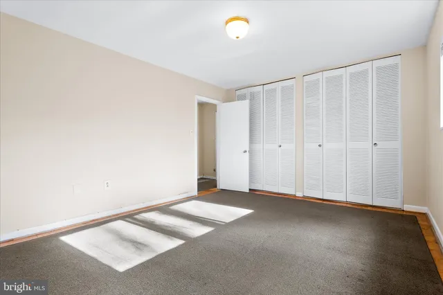 $1,695 | 10631 Weymouth Street, Unit 10631, Bethesda, MD 20814