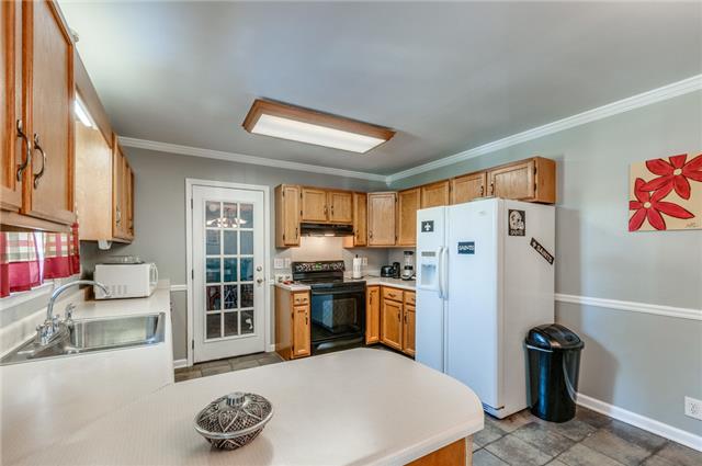 3556 Ridgefield Drive Murfreesboro, TN 37129 - Photo 8 of 17 Gallery Image 8