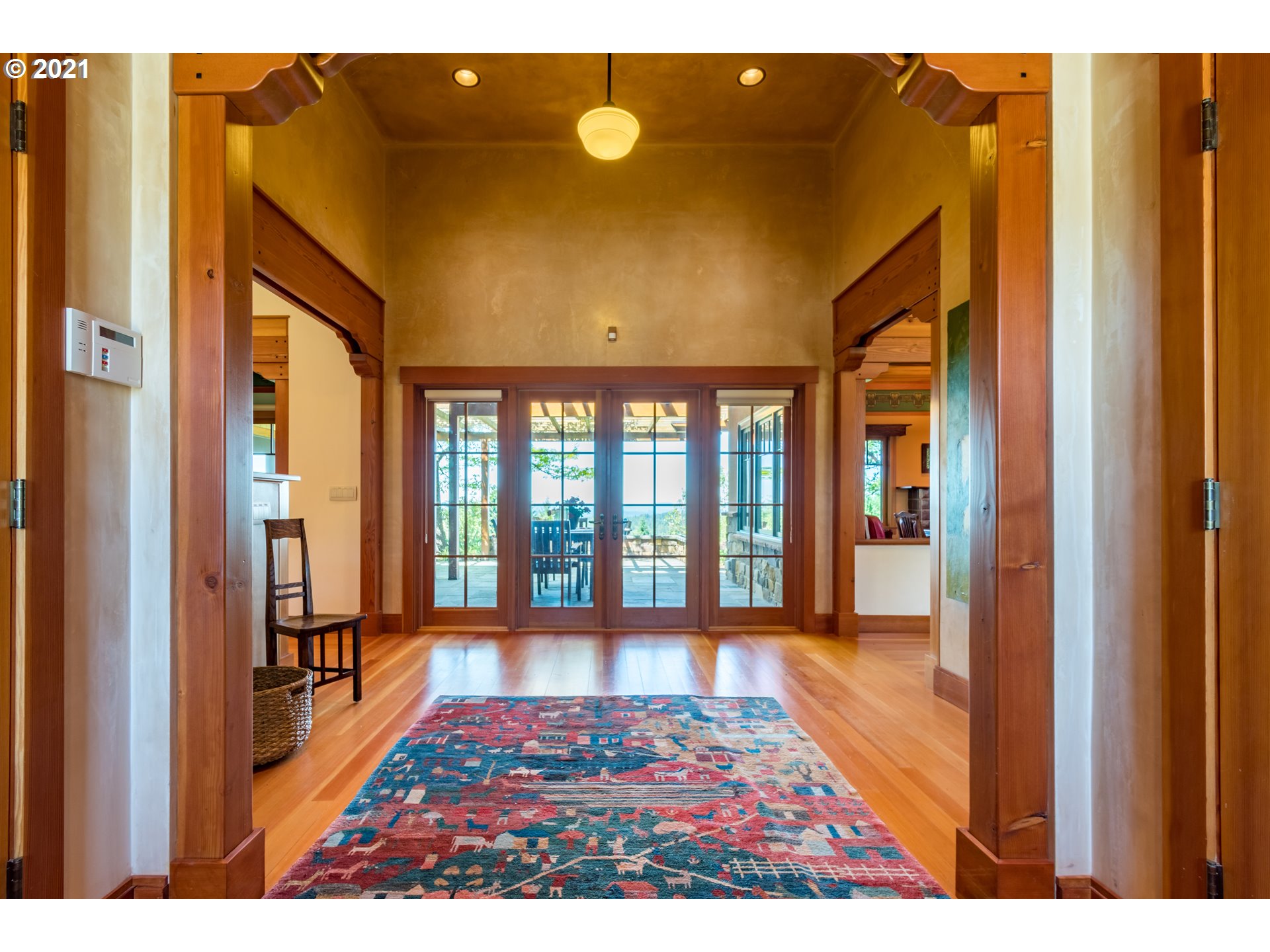 30722 Fox Hollow Road Eugene, OR 97405 - Photo 3 of 32 Gallery Image 3