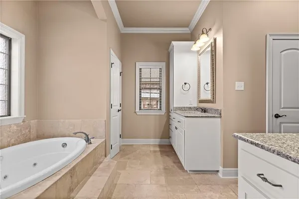 $429,500 | 6402 West Morgan Drive, Alexandria, LA 71303