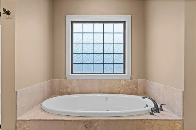 $439,500 | 6402 West Morgan Drive, Alexandria, LA 71303