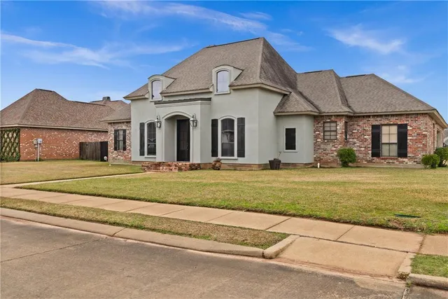 $439,500 | 6402 West Morgan Drive, Alexandria, LA 71303
