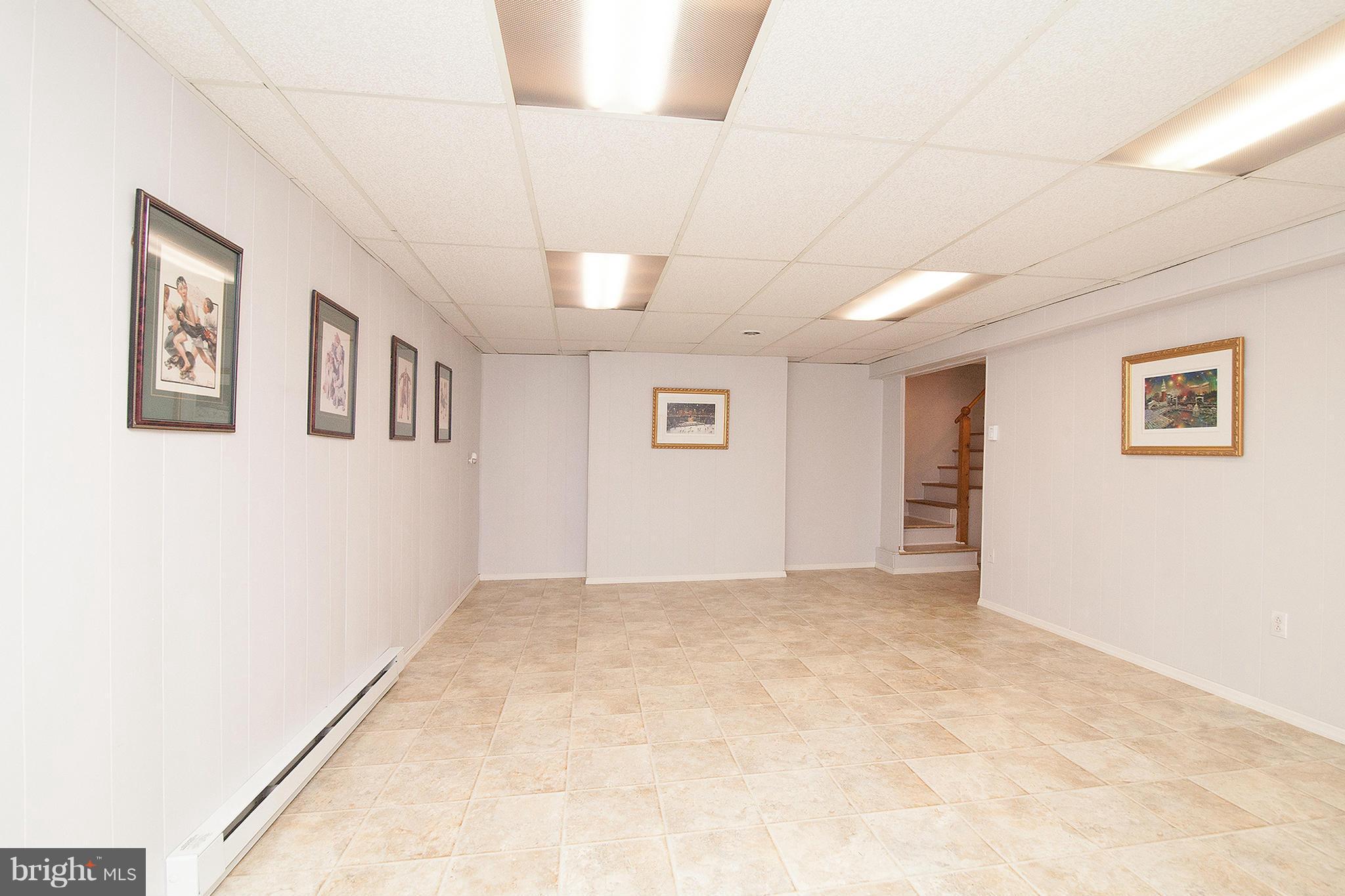 1029 Hook Road Westminster, MD 21157 - Photo 22 of 25 Family Room