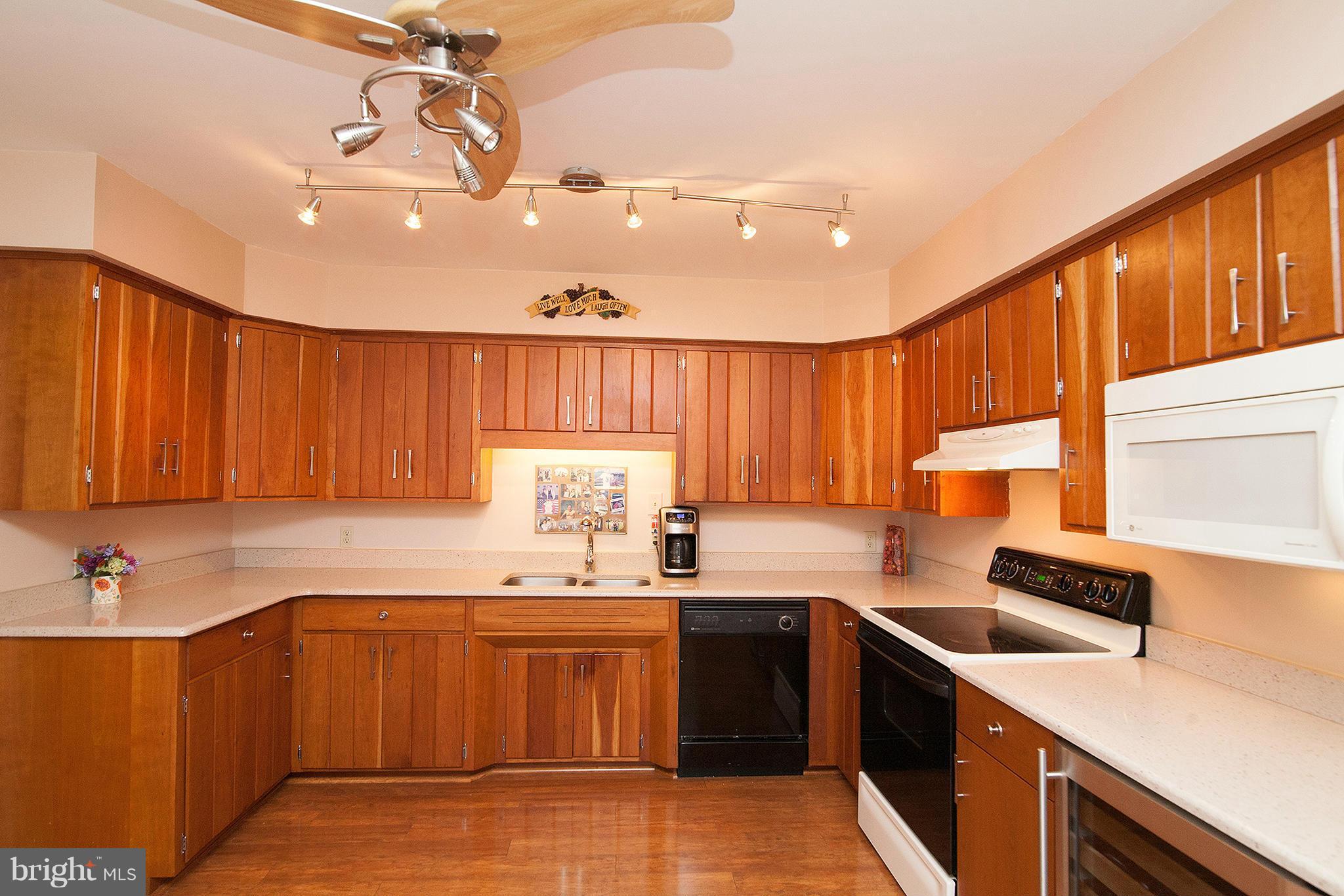 1029 Hook Road Westminster, MD 21157 - Photo 8 of 25 Kitchen