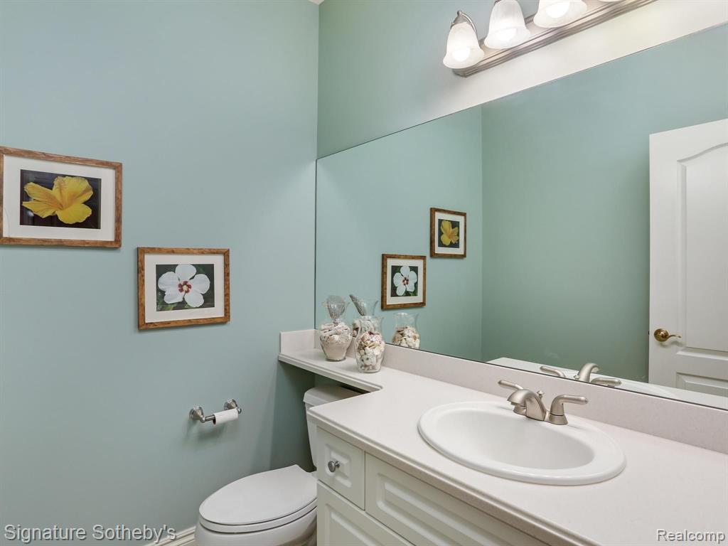 2828 South Addison Circle Rochester, MI 48306 - Photo 30 of 48