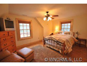 2 Laurel Falls Road Brevard, NC 28712 - Photo 7 of 24 Gallery Image 7
