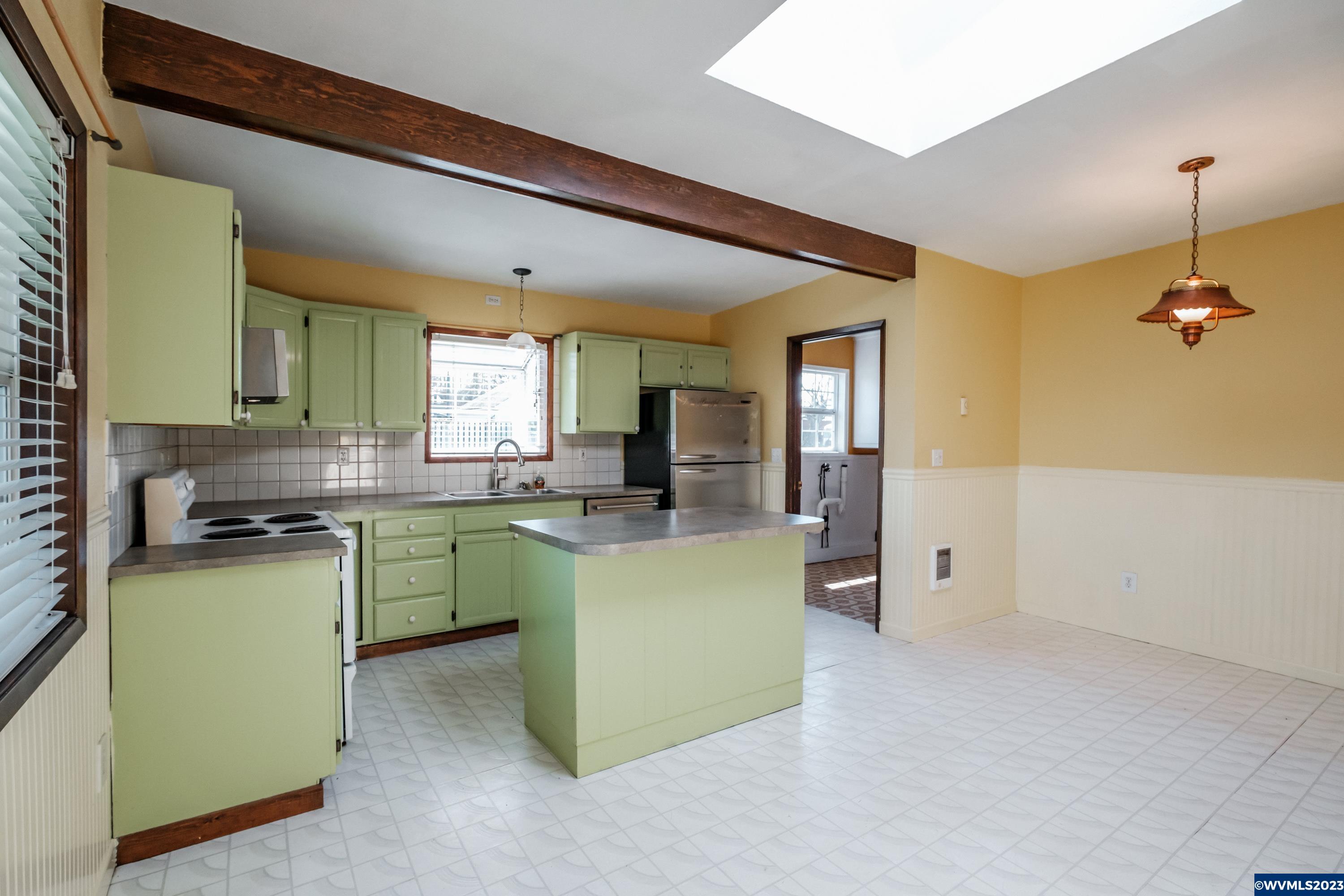 35714 Ebenger Street Southwest Albany, OR 97321 - Photo 11 of 37 Gallery Image 11