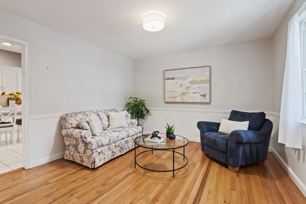 35 Travis Road Natick, MA 01760 - Photo 5 of 37 Gallery Image 5