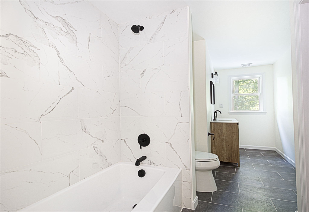 196 Chapin Road Hudson, MA 01749 - Photo 14 of 29 Gallery Image 14