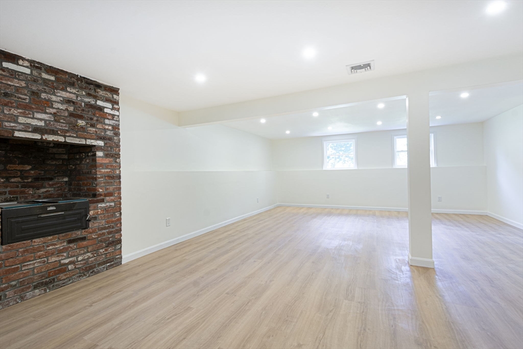 196 Chapin Road Hudson, MA 01749 - Photo 24 of 29 Gallery Image 24