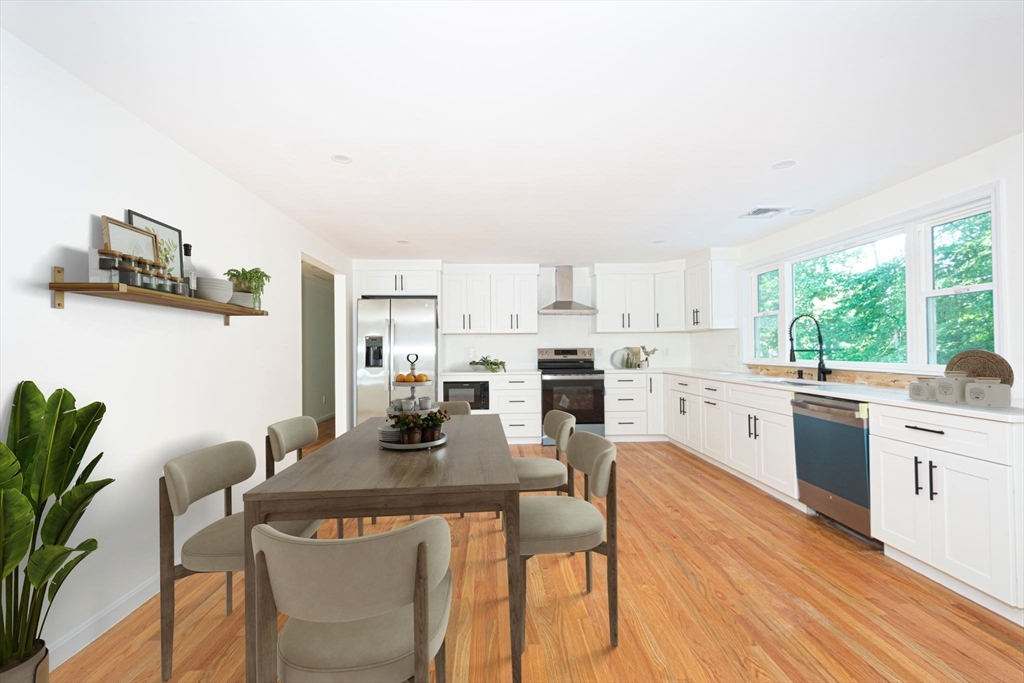 196 Chapin Road Hudson, MA 01749 - Photo 8 of 29 Gallery Image 8
