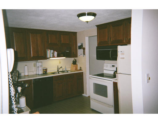 6 Tumelty Road Peabody, MA 01960 - Photo 8 of 12 Gallery Image 8