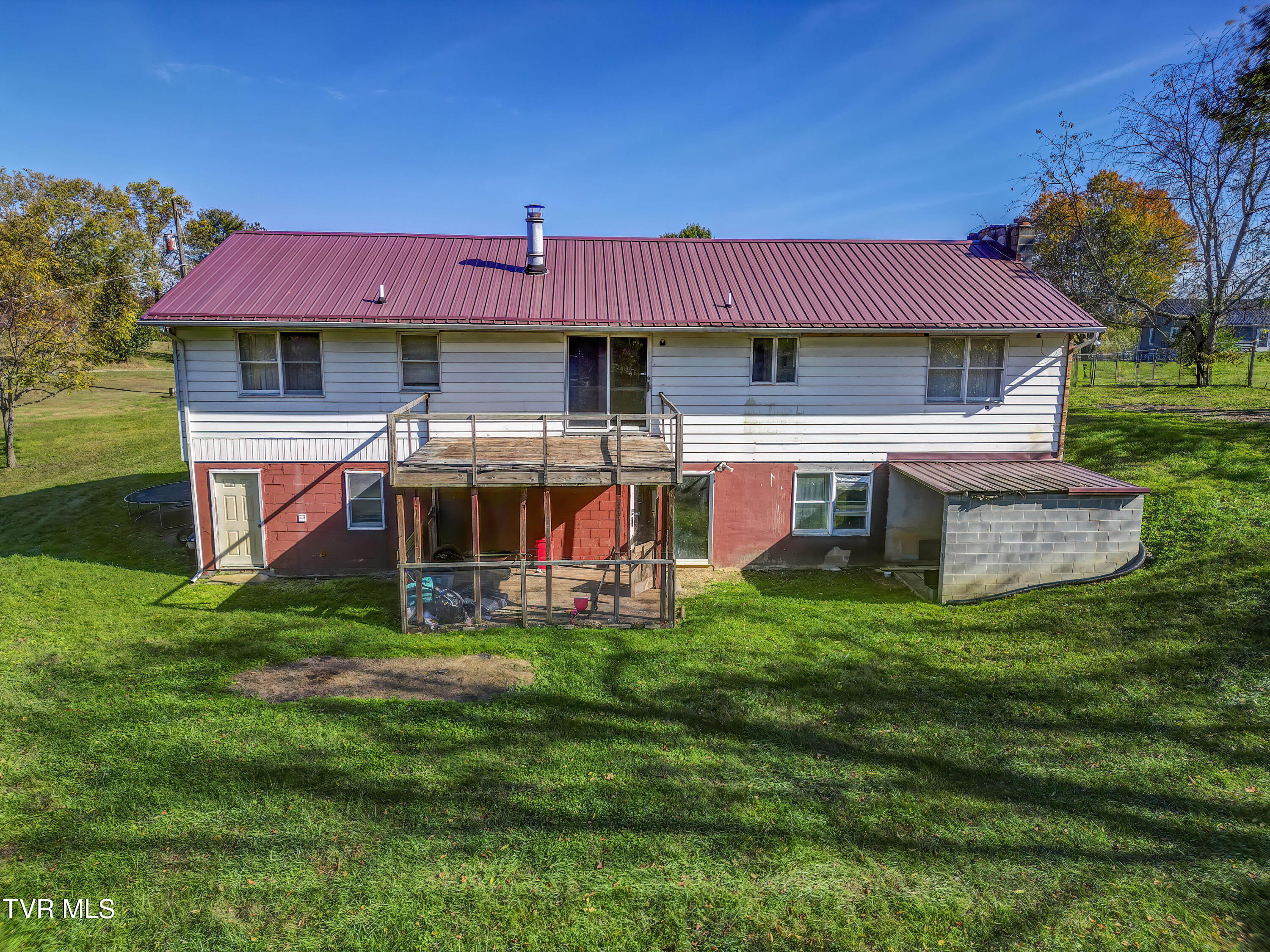 26469 Watauga Road Abingdon, VA 24211 - Photo 4 of 35 26469 SR_677 (4)