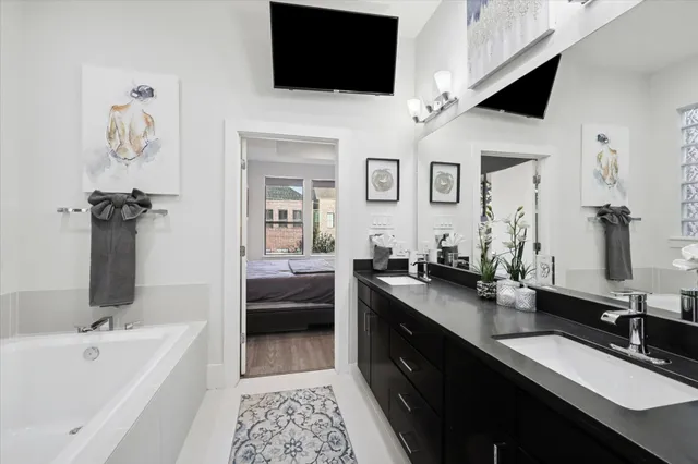 $629,000 | 1717 Silver Street, Houston, TX 77007